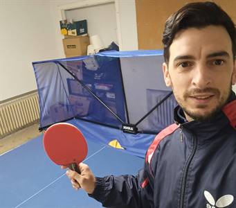 profesor-escuela-tenis-mesa-club-el-tejar.jpeg